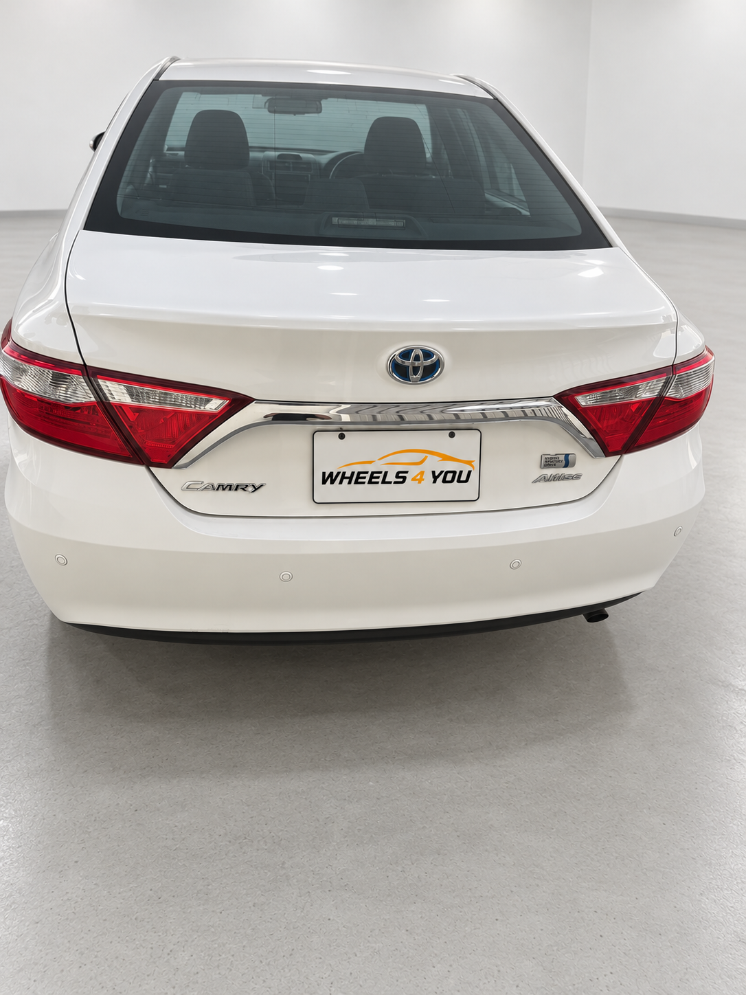 Camry Altise Hybrid photo 3